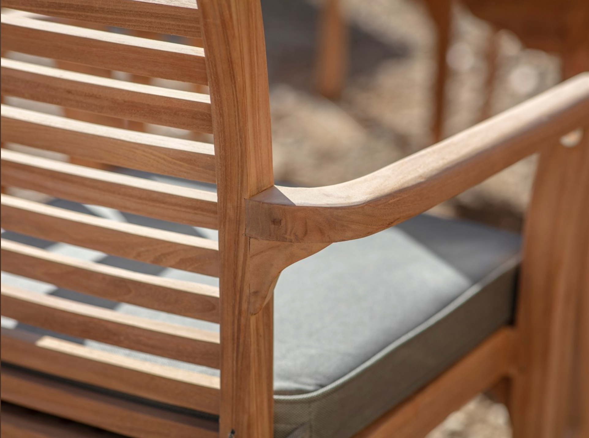 Richmond 180cm 6 Seat Oval Dining Set With Parasol & Base