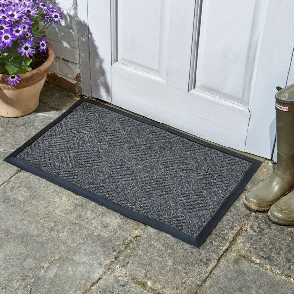 Opti-Mat Chequered Rubber Backed Anthracite 75x45cm