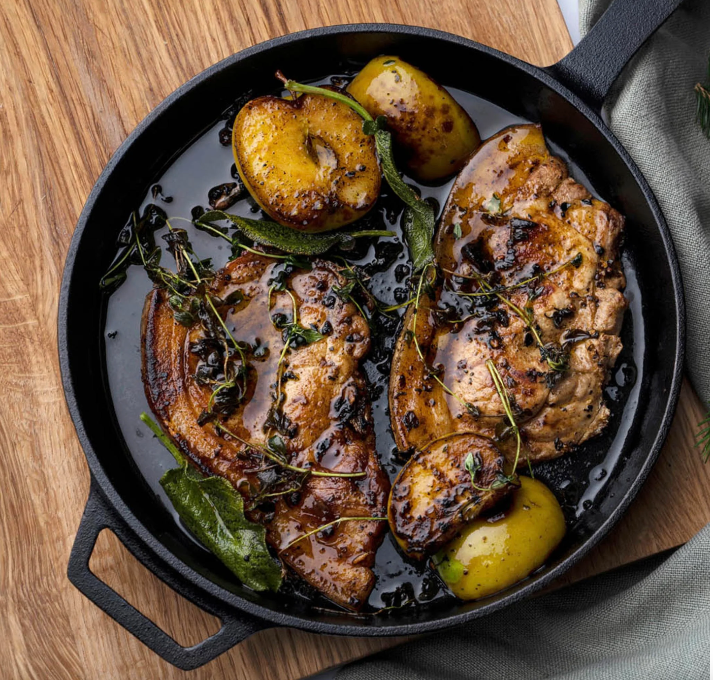 Ooni Cast Iron Skillet
