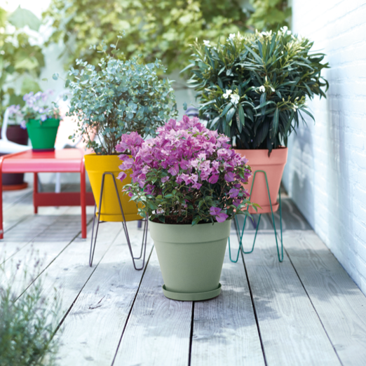 Loft Urban Round 30cm Pistachio Green | Cornwall Garden Shop | UK