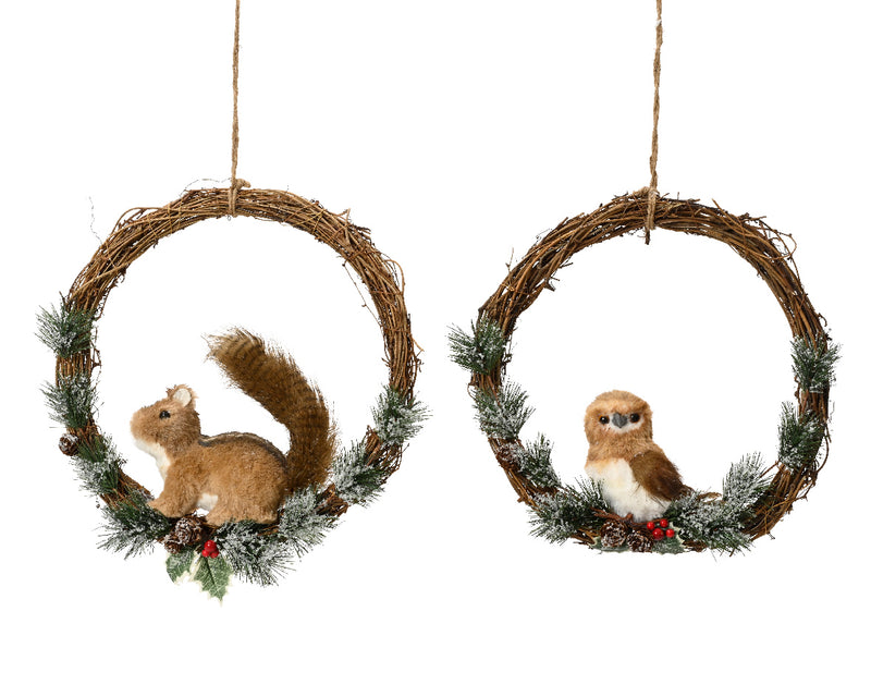 Twig Pine Green Wreaths- Squirrel and Robin