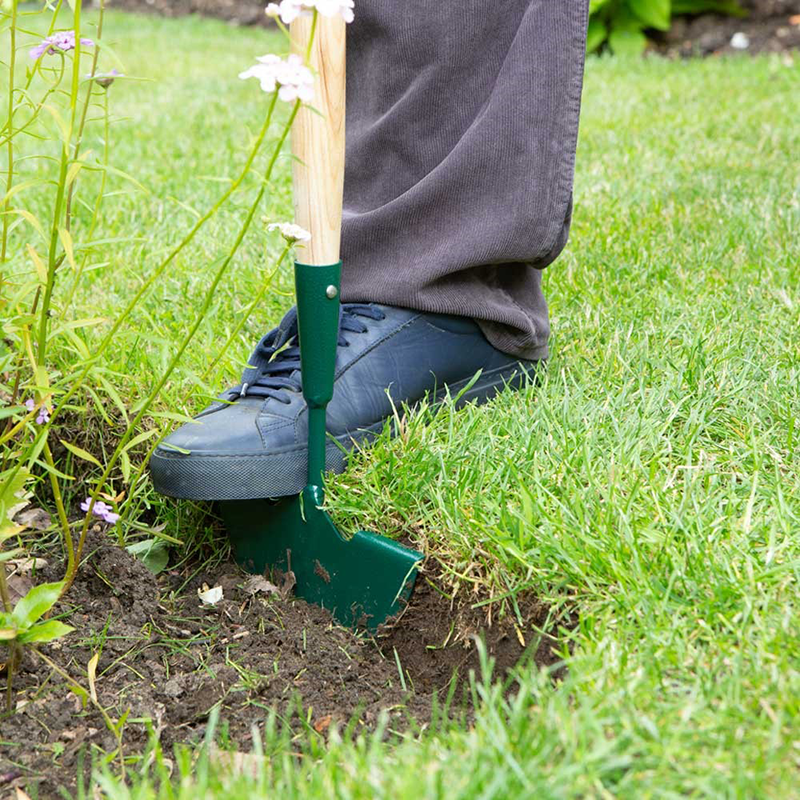 Carbon Steel Edging Knife | Cornwall Garden Shop | UK