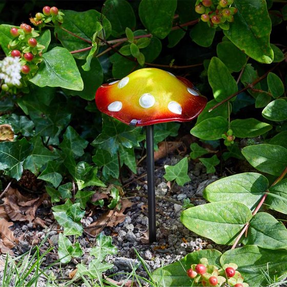 Border Stake FunGlow Mushroom