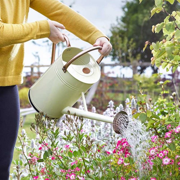 Watering Can 9L Cream