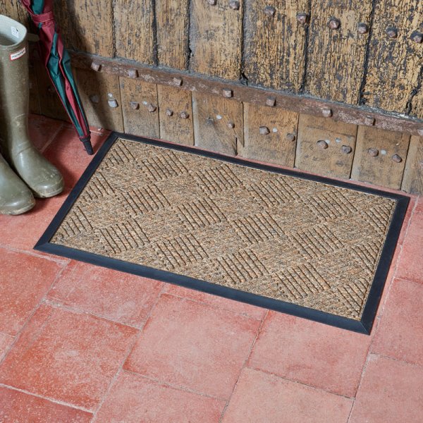 Opti-Mat Chestnut Chequered Rubber Backed 75x45cm