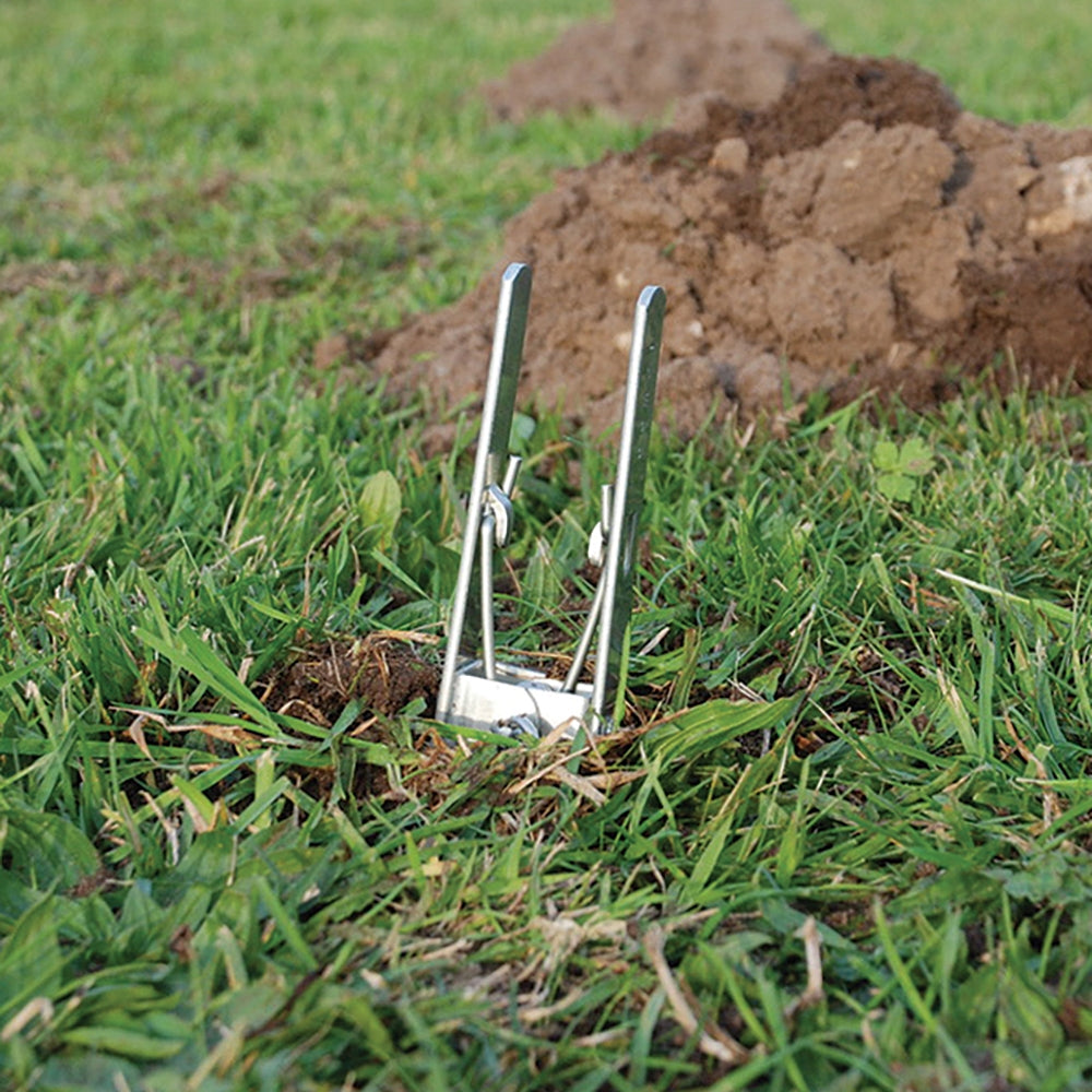 Mole Claw Trap