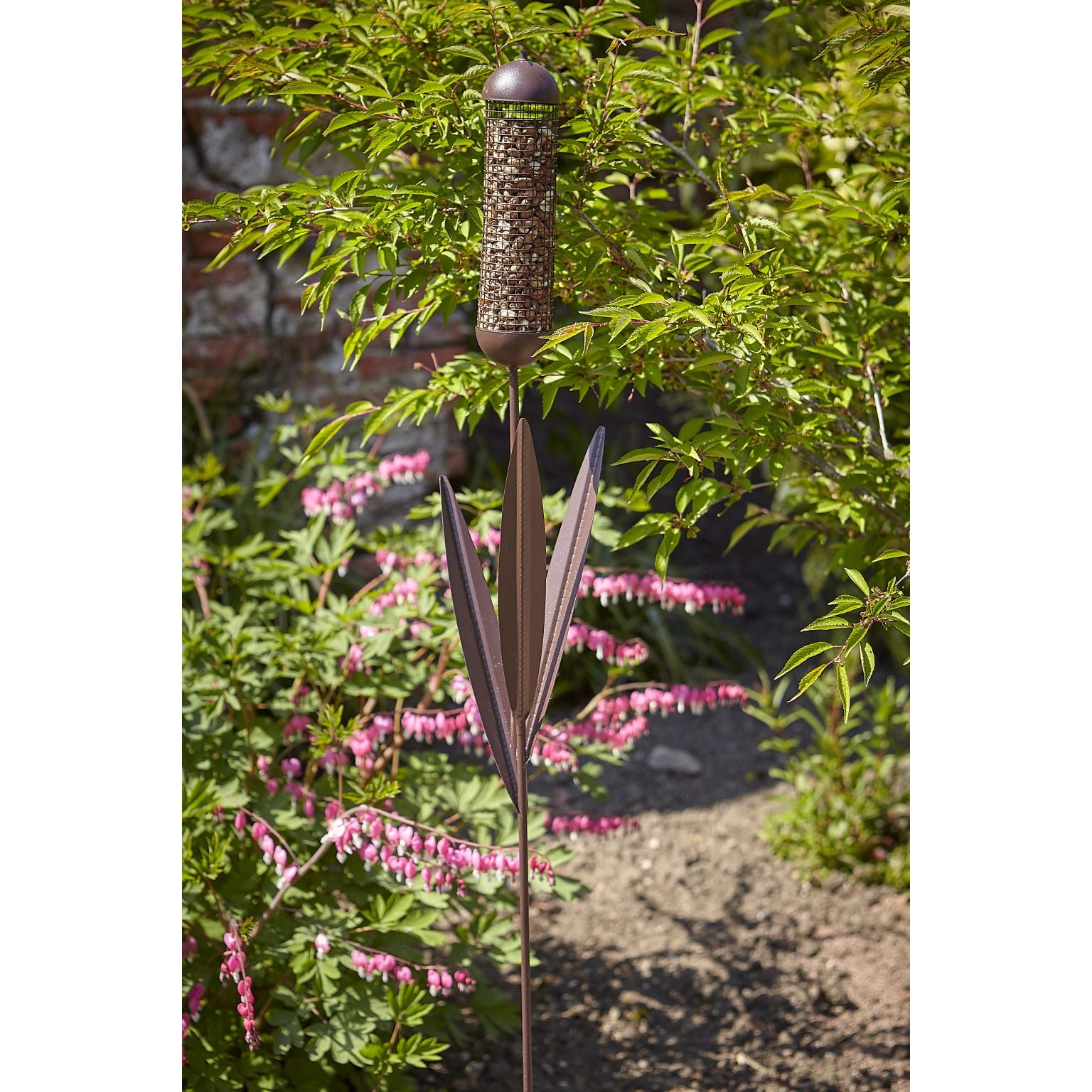 Rustic Reed Stake Peanut Feeder 150cm